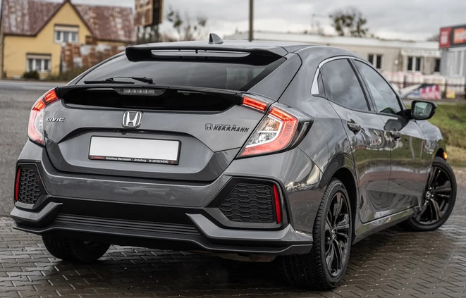 Honda Civic cena 62900 przebieg: 91000, rok produkcji 2018 z Radom małe 407